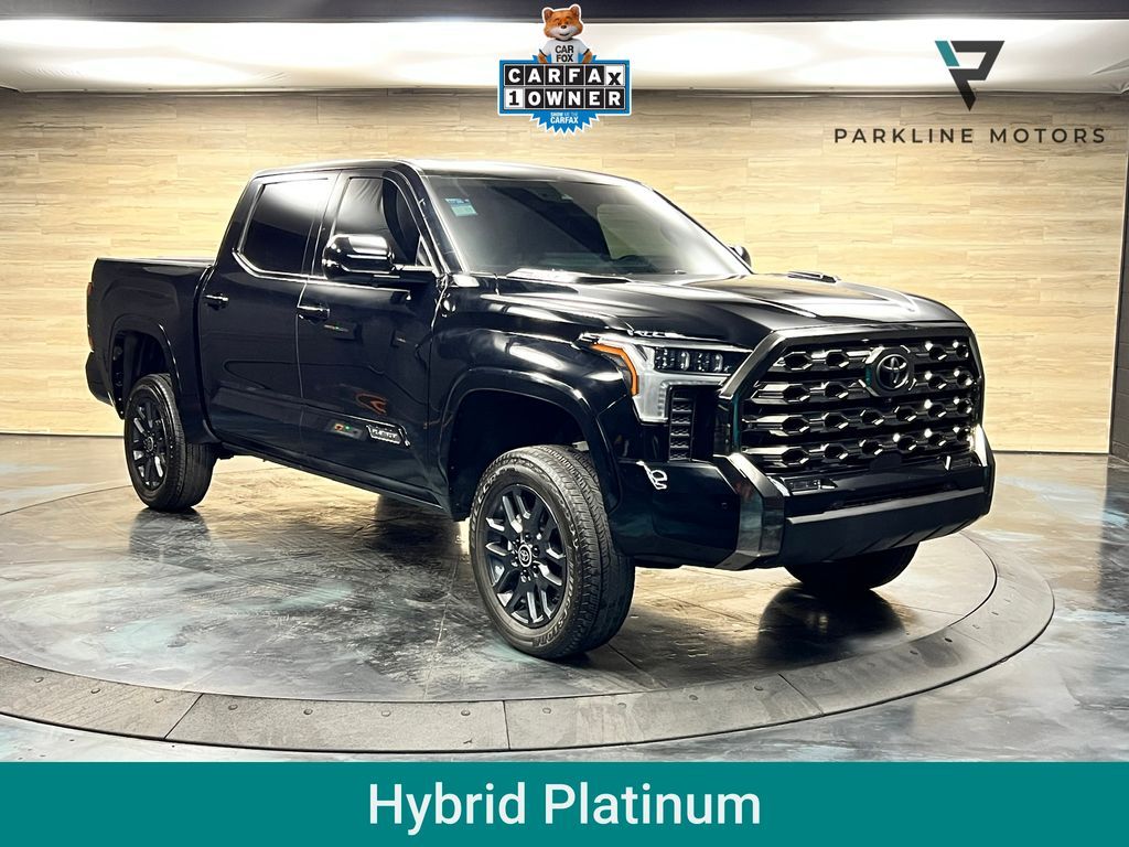 2024 Toyota Tundra Platinum HV
