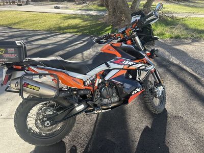 2021 890 Adventure R Nice Extras