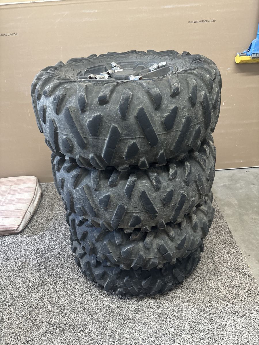Polaris Rzr wheels and tires