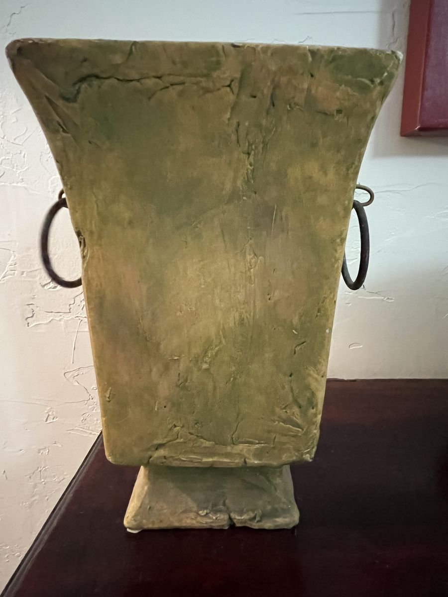 Main image 6