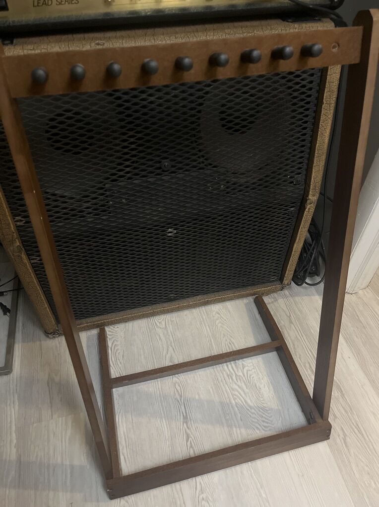 Wooden Guitar Rack / Stand