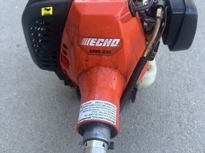 ECHO SRM-230 Gas Powered String Trimmer Weed Wacker - Good Condition