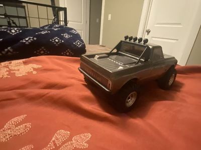 1/24 scale RC crawler