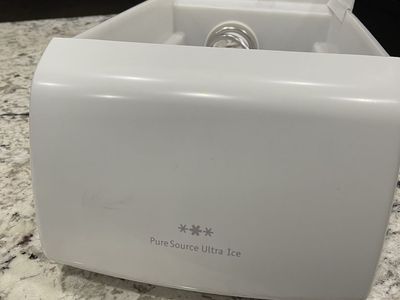 Frigidaire Side by side ice bin/auger