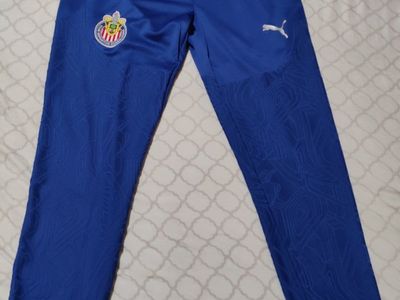 chivas del Guadalajara pants.