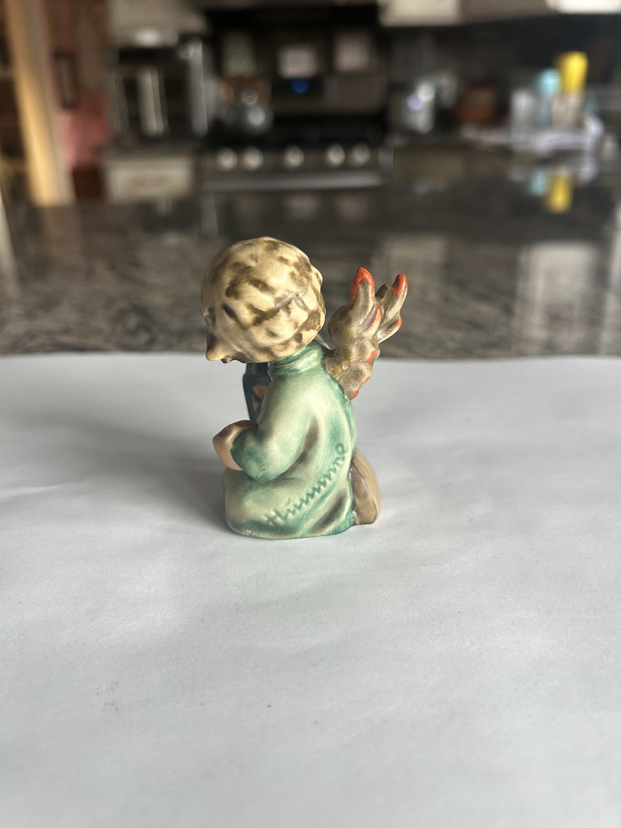 Main image 3