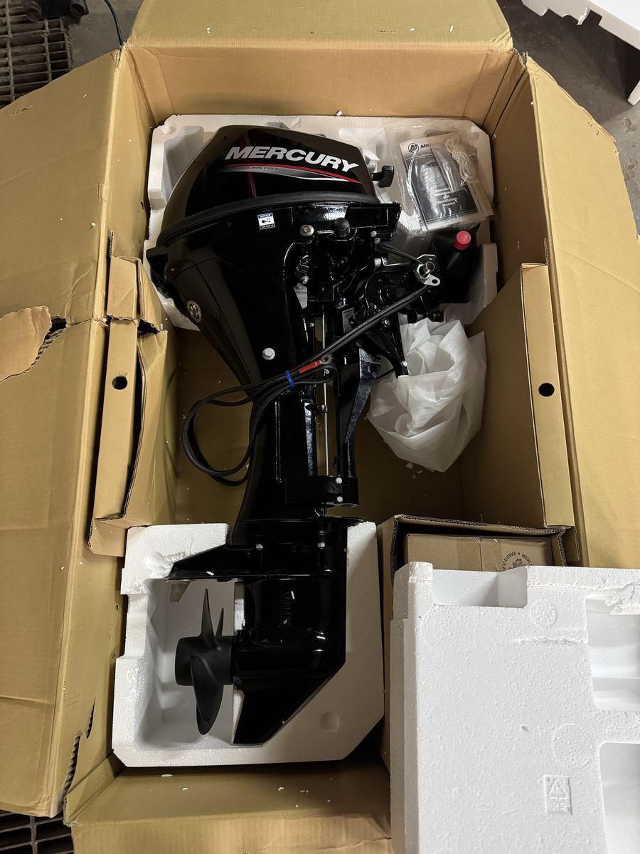 Mercury 9.9 FourStroke Outboard Motor - New in Box