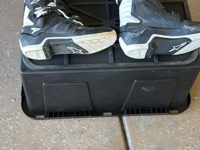 Alpinestar tech 7 size12