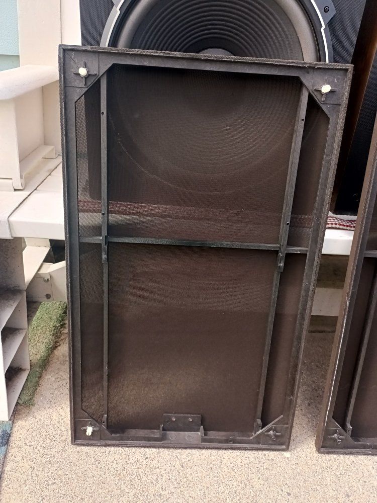 Main image 11