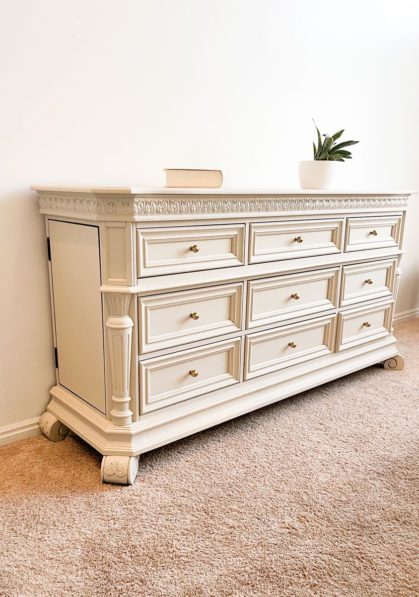 Luxury McFerran Dresser