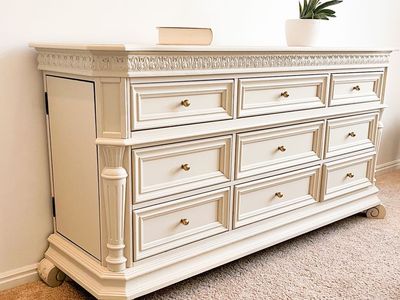 Luxury McFerran Dresser
