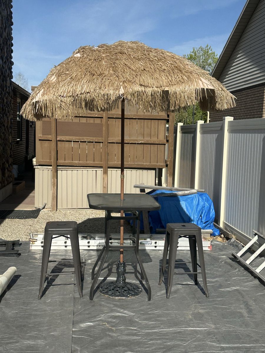Outdoor Table & Chairs With Umbrella