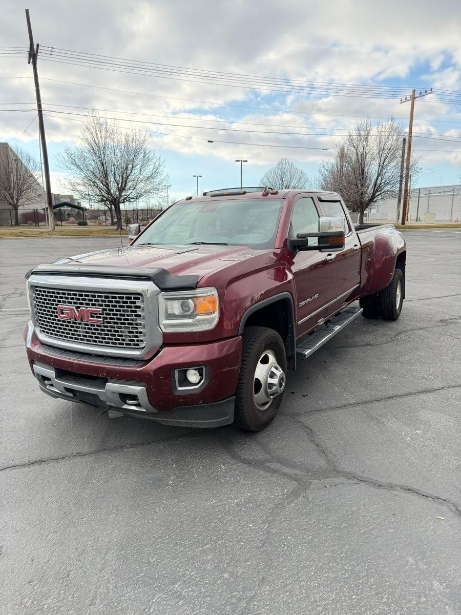 2015 GMC SIERRA 3500HD Denali