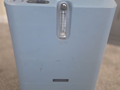 Phillips Respironics Everflo Oxygen Concentrator