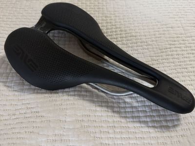 Enve Selle Italia SLR saddle 145mm, Ti rails