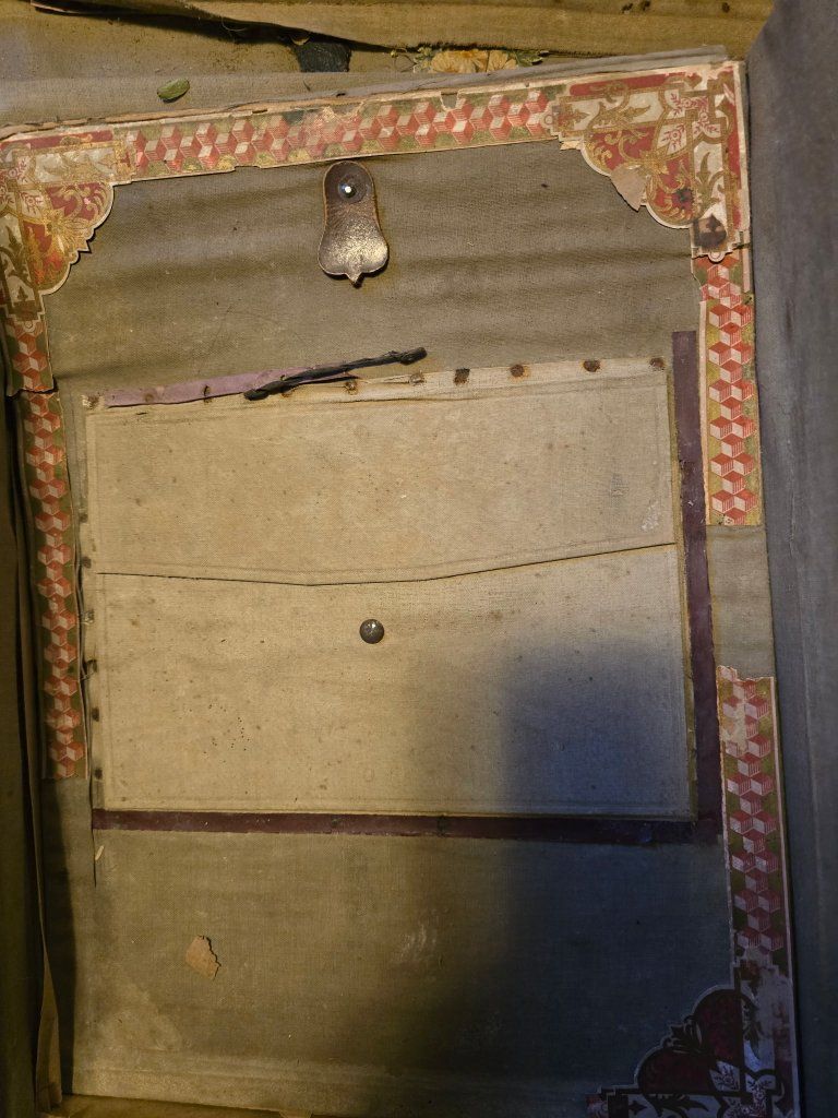 Main image 9
