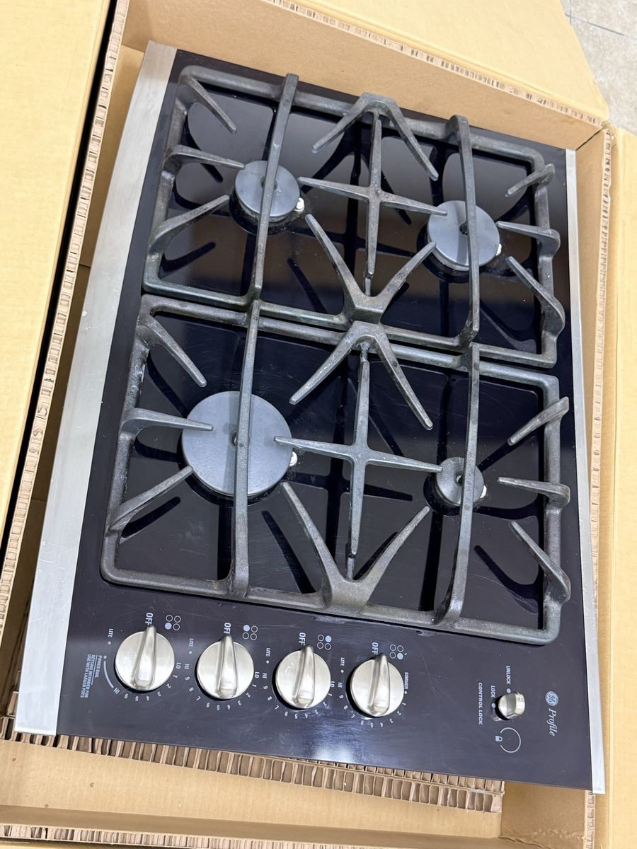 General Electric Profile Gas Stove Top