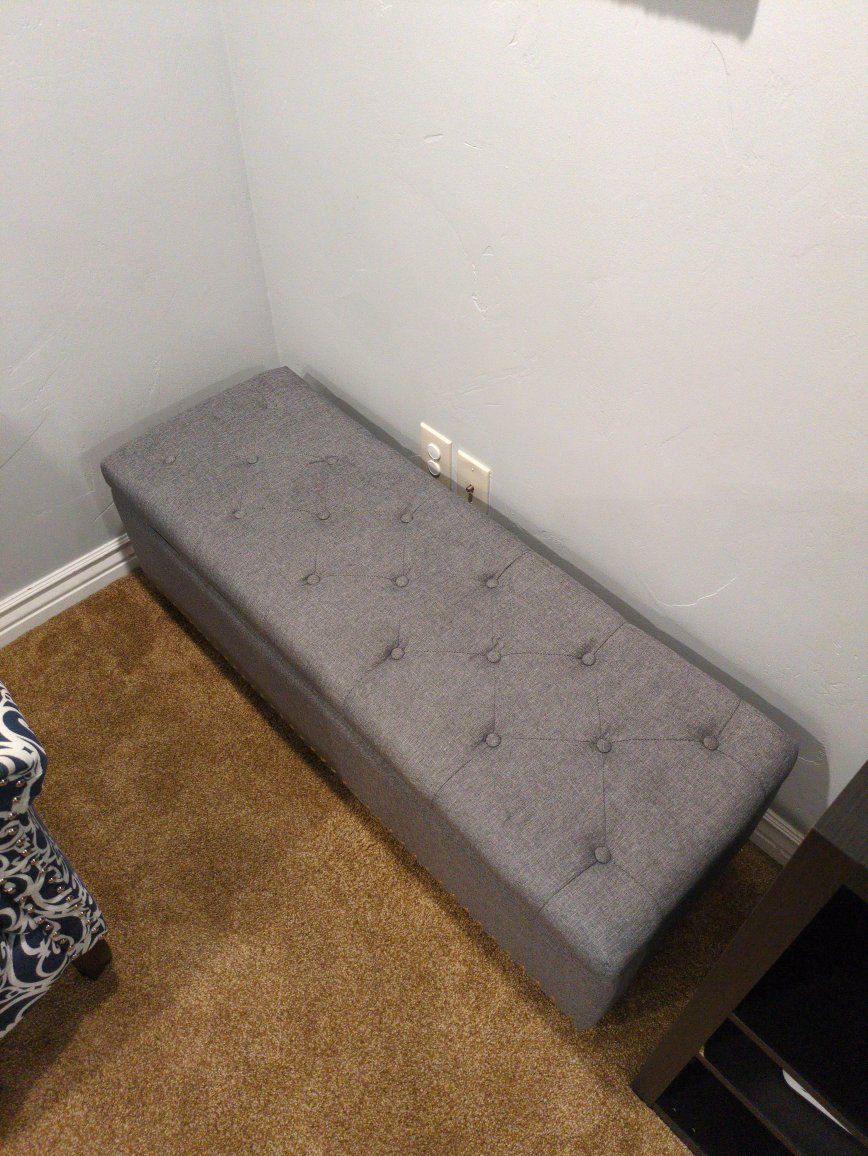 Gray Tufted Storage Ottoman