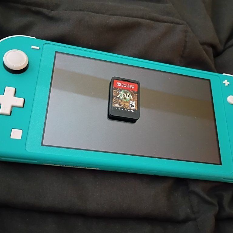 Nintendo Switch Lite Turquoise with Legend of Zelda: tears of the kingdom