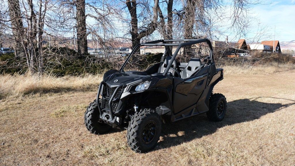 2026 Can-Am Maverick Trail DPS 1000R