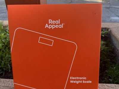 REAL APPEAL GLASS Bathroom SCALE Up to 396 lbs. - NEW IN BOX. DP