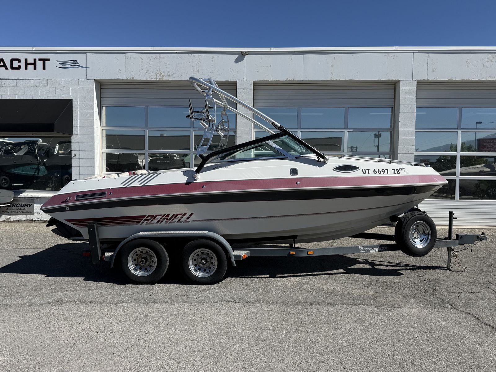 1993 20' Reinell 2000 RXL Cuddy REDUCED