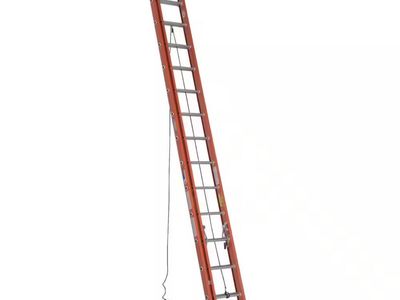 Werner 28' Fiberglass Extension Ladder