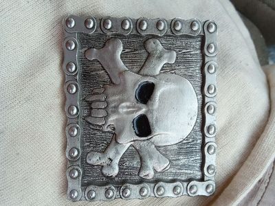 Monster belt buckle