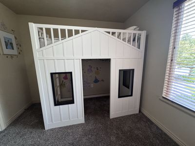 Pottery Barn Kids Modern Farmhouse Loft Bed Twin Simply White