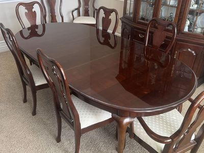 Thomasville Dining Room Set