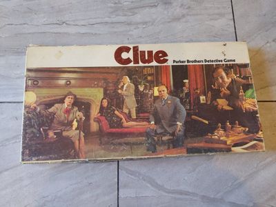 Vintage 1972 Parker Brothers Clue Detective Game - Complete Board Game