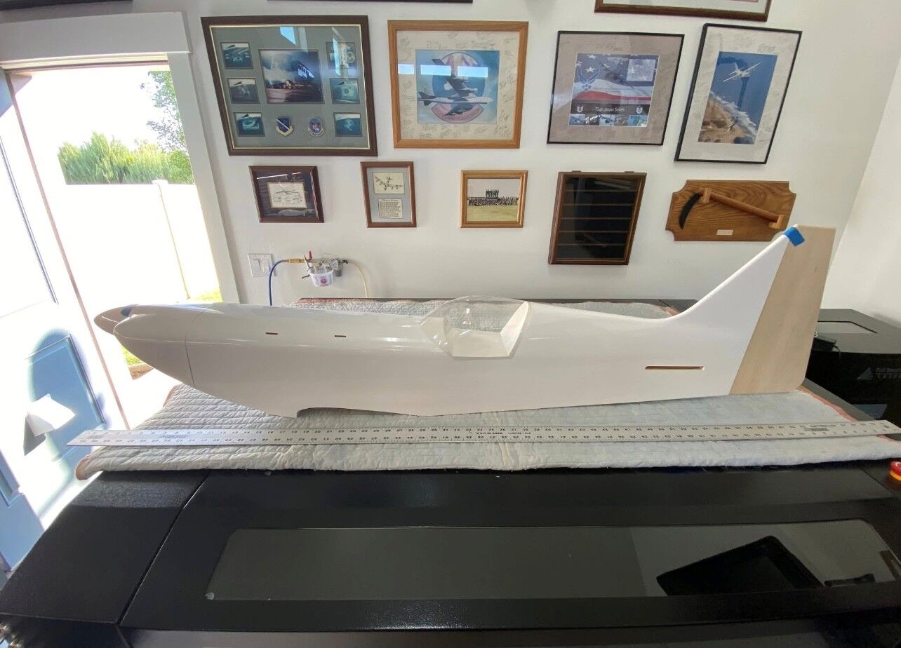 R/C Ultimate Bipe 1/4 Scale 30cc, wingspan 62" kit