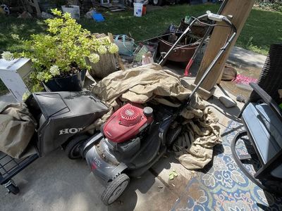 Honda lawn mower used 2 times