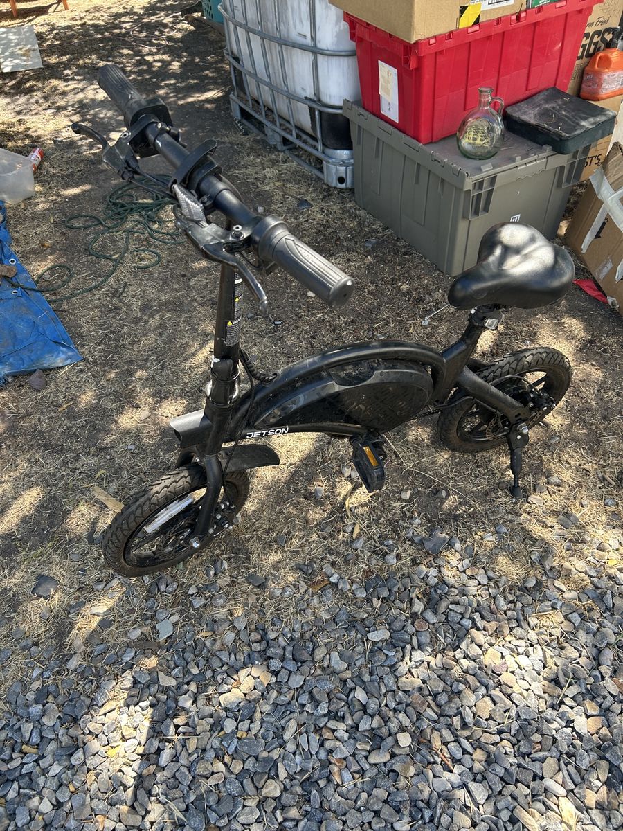 Jetson Electric Bike Black Foldable Commuter Bicycle Used