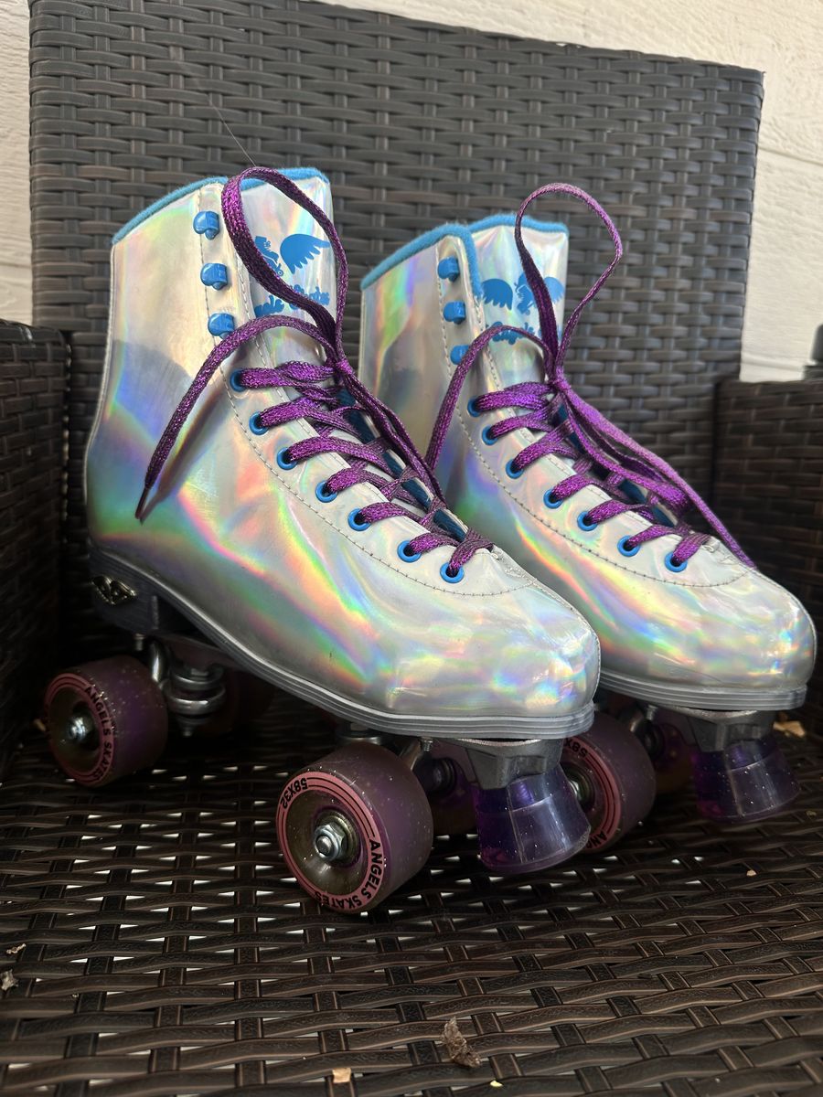 Angels Skates - Holographic Silver / Purple - Women’s Size 9 (Like New)