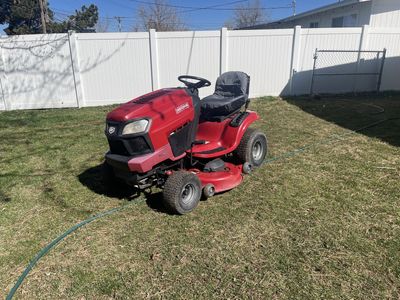Craftsman Riding Lawnmower