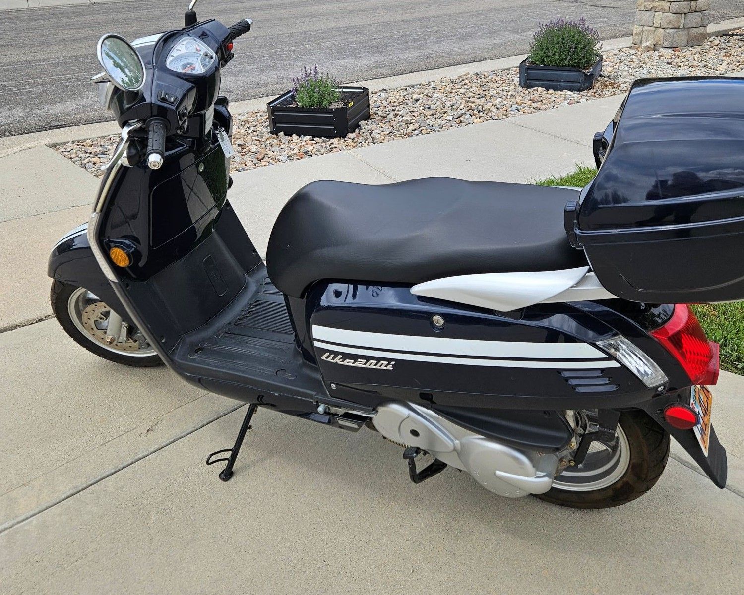 Like New 163 CC Kymco Scooter
