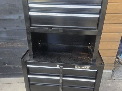 Craftsman 2-Piece 7 Drawer Rolling Tool Chest W/Locks