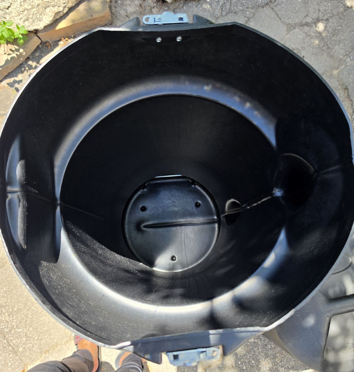 Main image 4