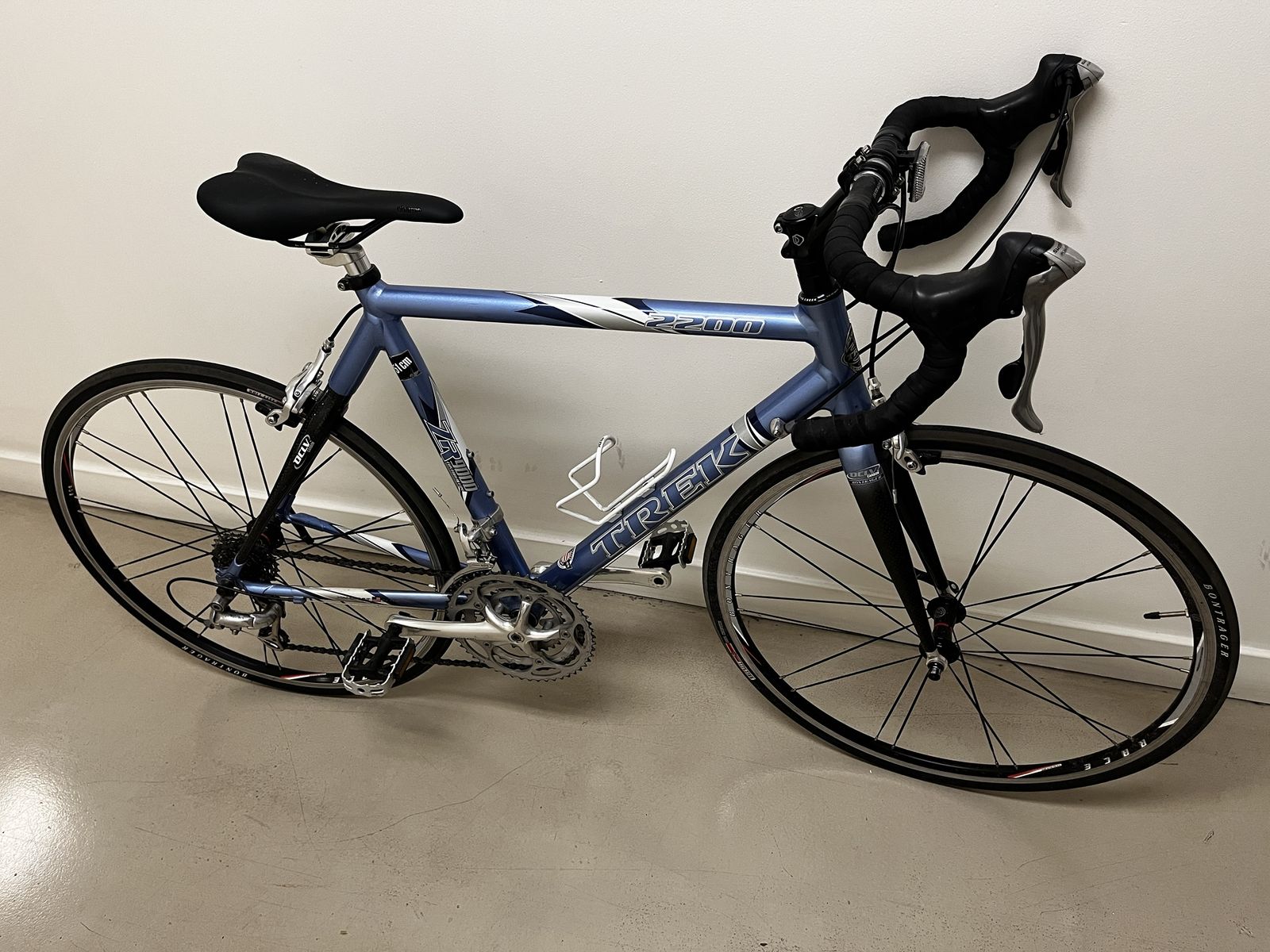 Trek 2200 Road Bike