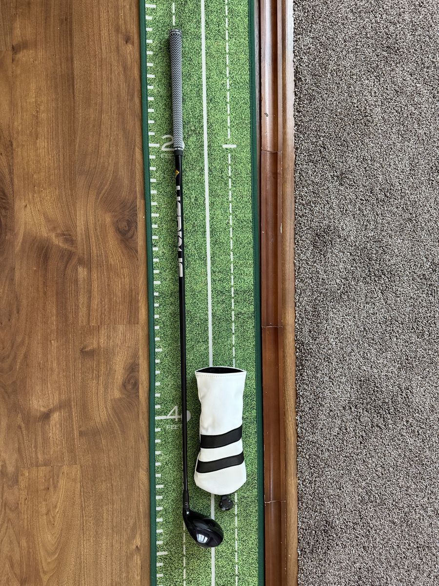 Main image 7