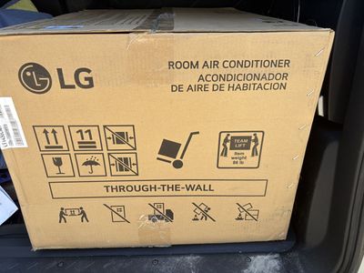 New in Box – LG 14,000 BTU Through-the-Wall Air Conditioner w/ Dehumidifier (LT1430CNR)