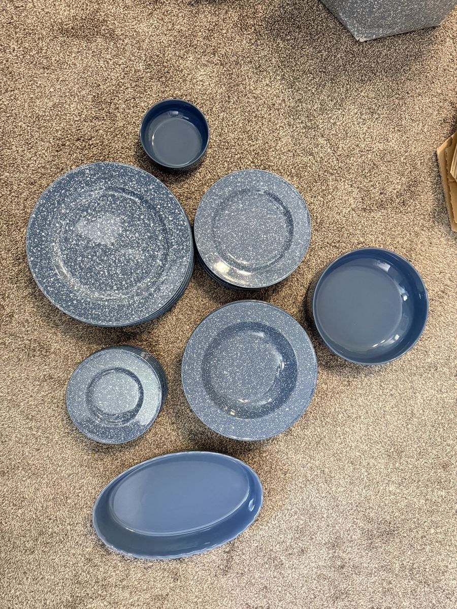 Mikasa Ultrastone Country Blue 35-Piece Dinnerware Set – Service for 8