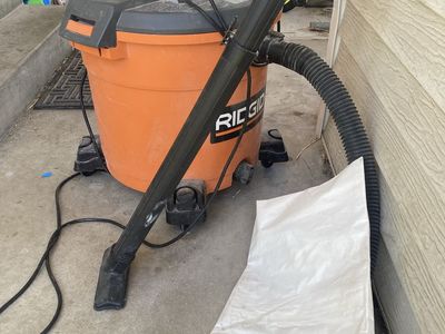 RIDGID 16 Gallon 5.0 Peak HP Wet/Dry Shop Vacuum with Hose & Accessories