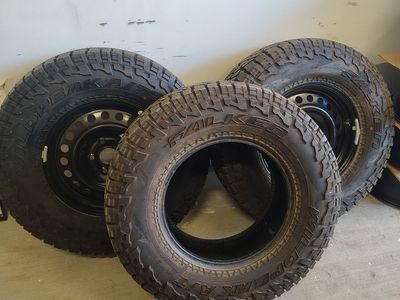 285/70r17 falken wildpeak at3w