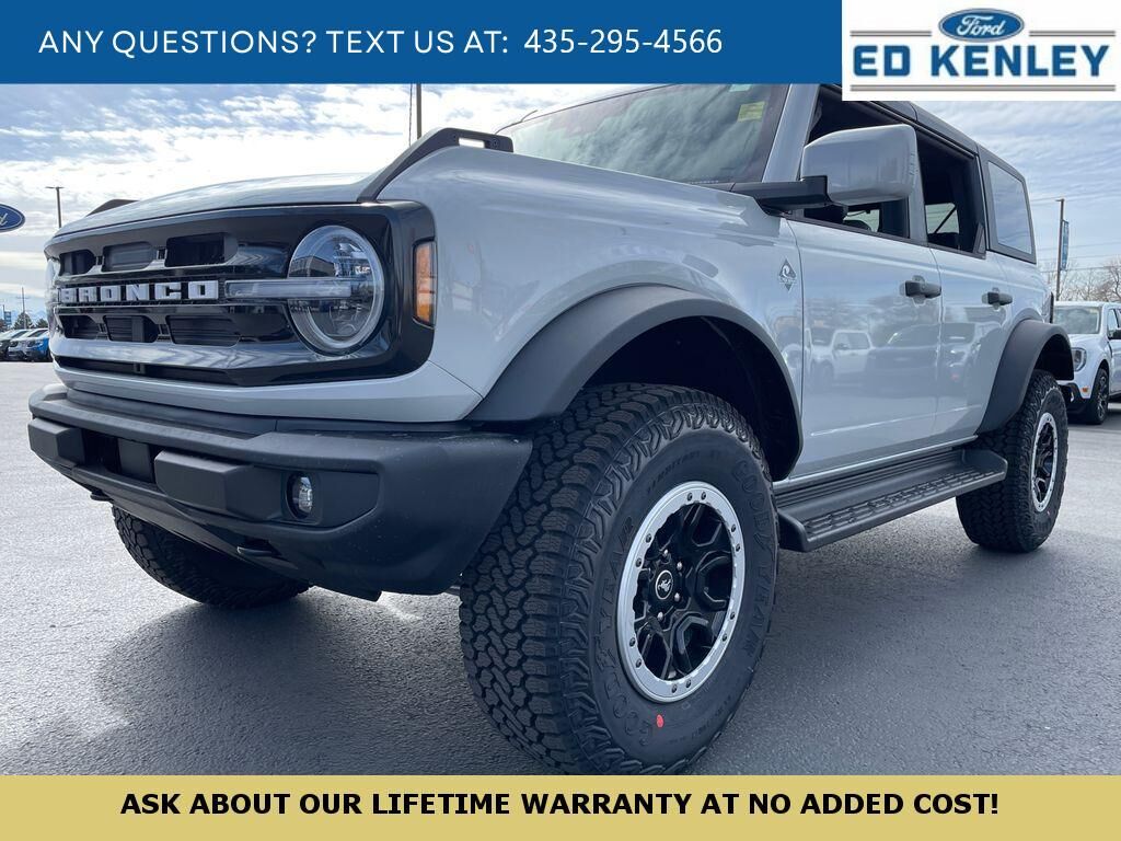 2026 Ford Bronco Outer Banks