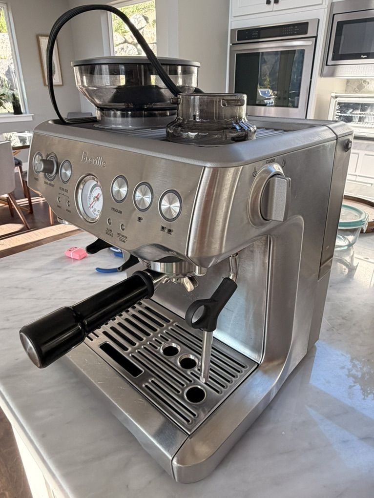 Breville Barista Express Espresso Machine