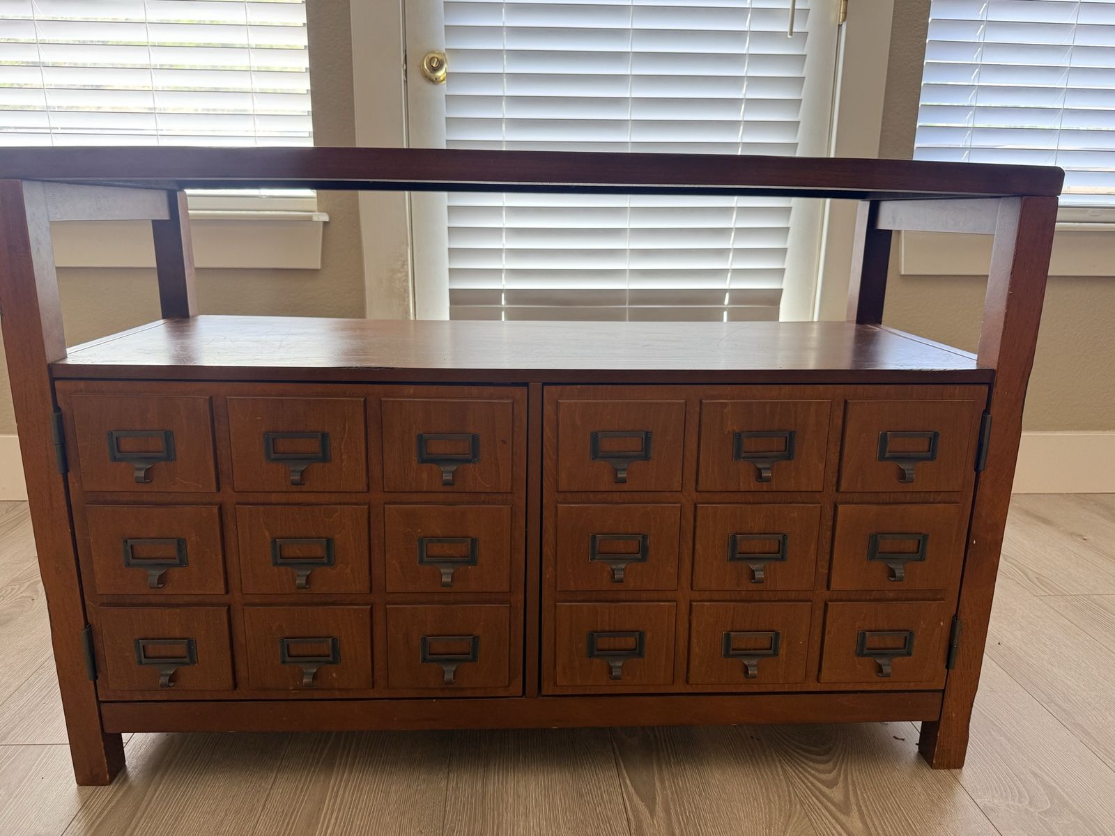 Nice cabinet