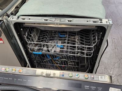 BEAUTIFUL BRAND NEW! FRIGIDAIRE DISHWASHER