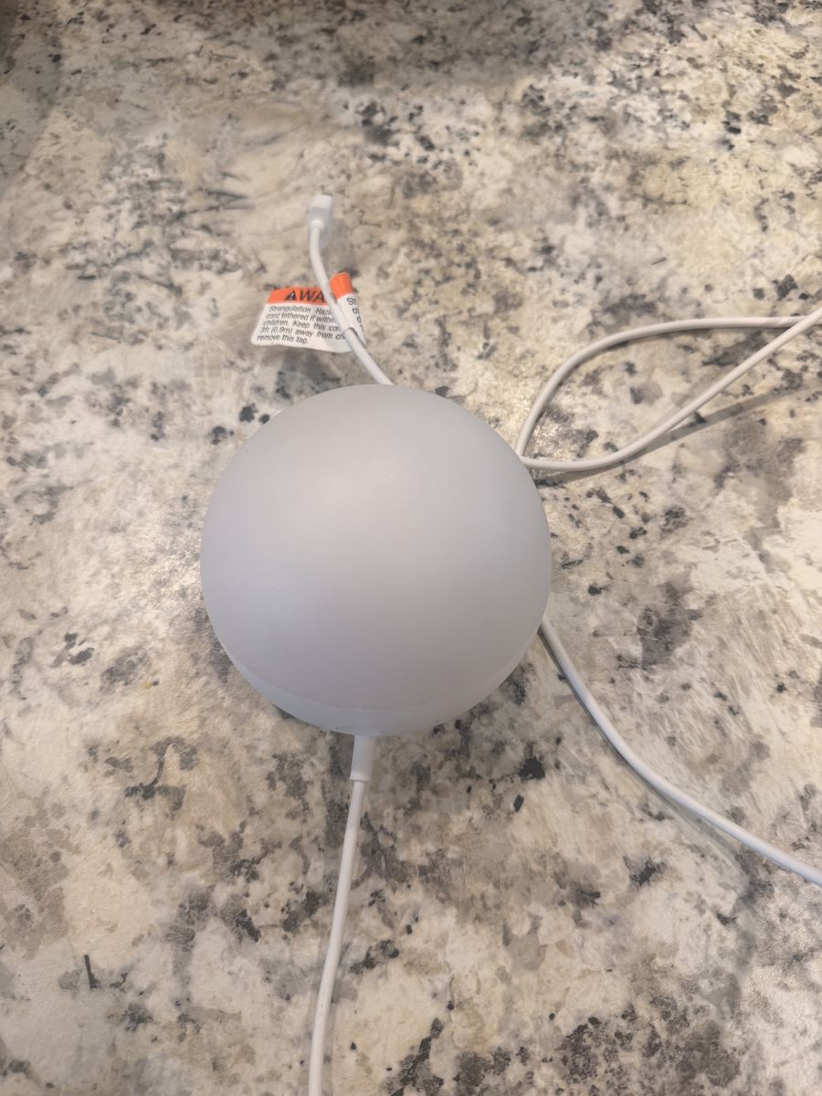 Google Home Mini (1st Gen) Smart Speaker - Chalk White